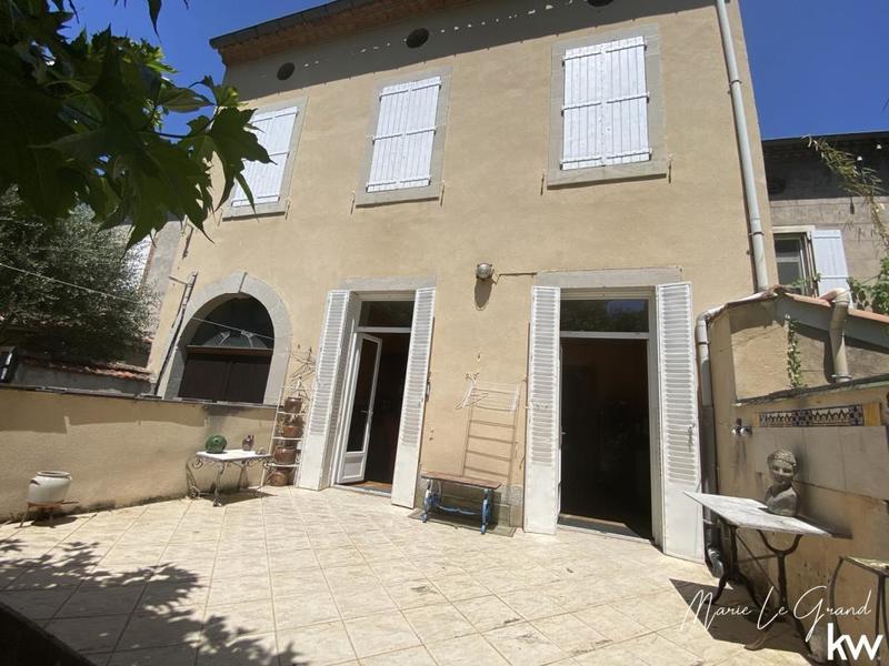 Maison - 184 m² - 7 pièces