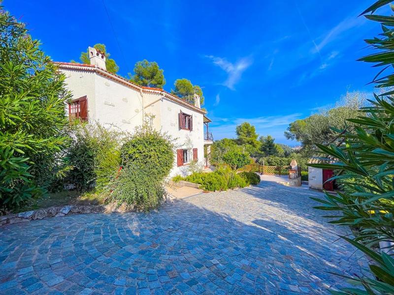 Villa - 150 m² - 5 pièces