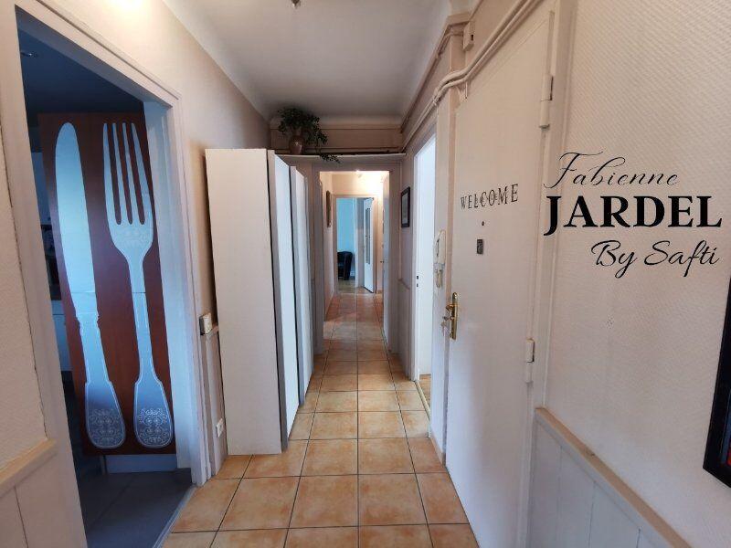 Appartement - 109 m² - 5 pièces