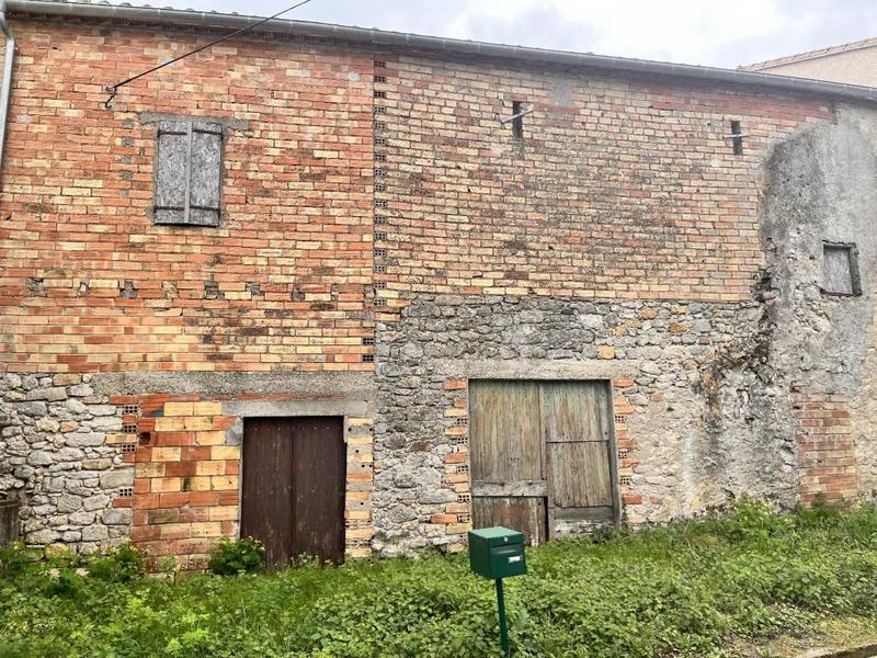 Maison - 200 m² - 4 pièces