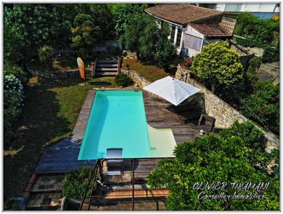 Villa - 232 m² - 6 pièces