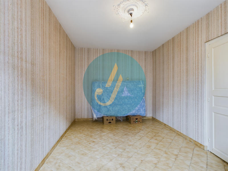 Maison de village - 100 m² - 5 pièces