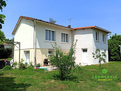 Maison - 90 m² - 5 pièces