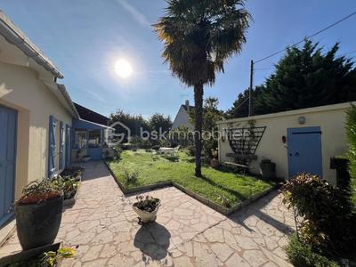 Maison - 85 m² - 5 pièces