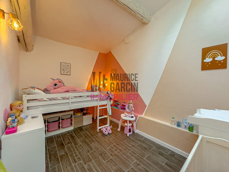 Maison - 136 m² - 4 pièces