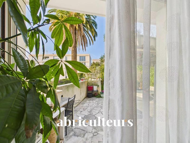 Appartement - 72 m² - 3 pièces