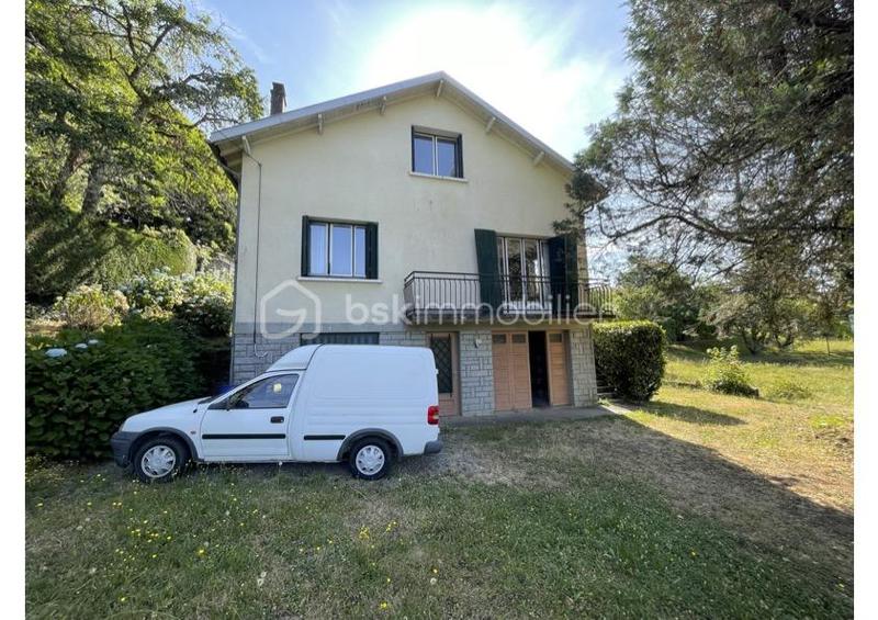 Maison traditionnelle - 120 m² - 5 pièces