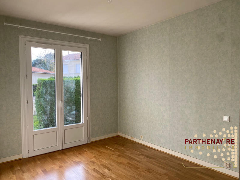Maison - 92 m² - 4 pièces