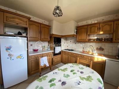 Maison - 145 m² - 6 pièces