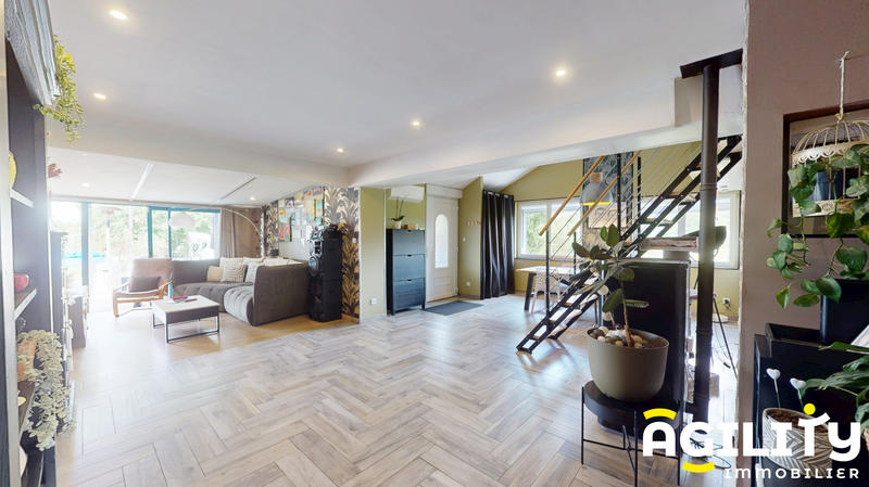 Maison - 100 m² - 4 pièces