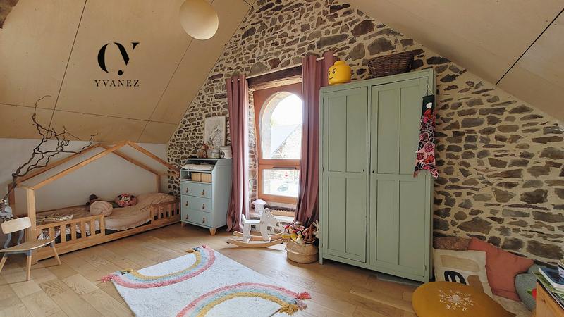 Maison - 152 m² - 6 pièces