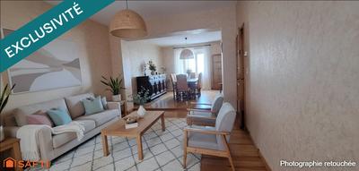 Maison - 156 m² - 8 pièces