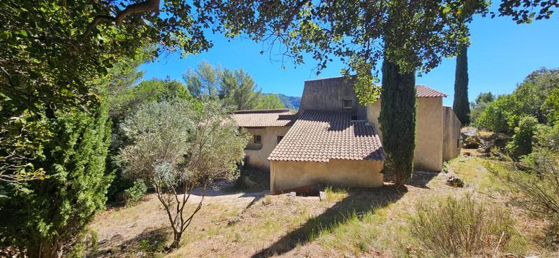 Maison - 162 m² - 9 pièces