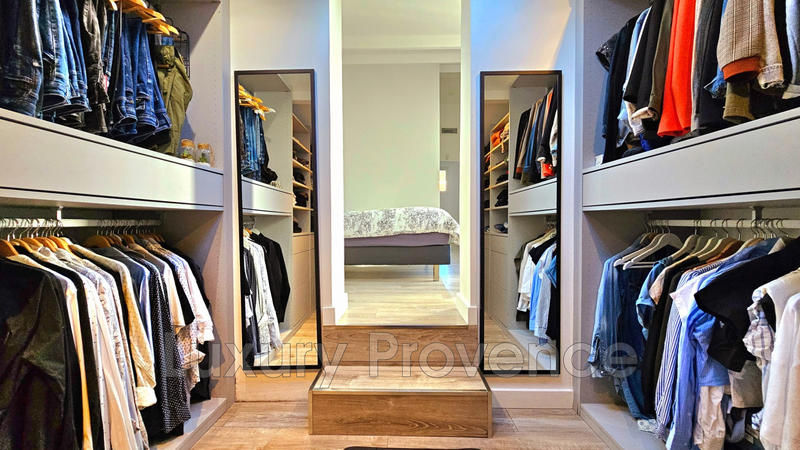 Villa - 164 m² - 5 pièces