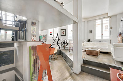 Loft - 100 m² - 4 pièces
