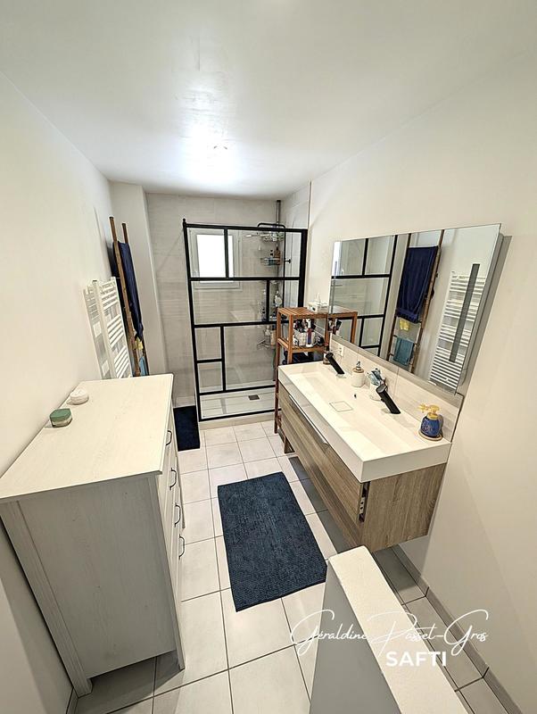 Maison - 84 m² - 4 pièces