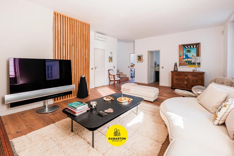 Maison - 193 m² - 7 pièces