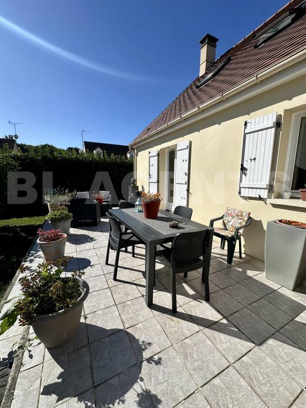 Maison - 110 m² - 5 pièces