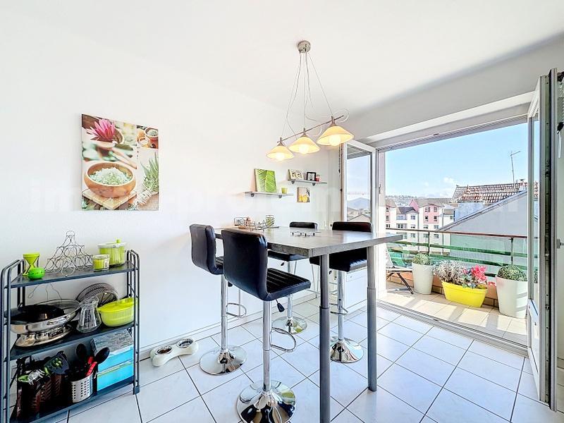 Appartement - 86 m² - 4 pièces