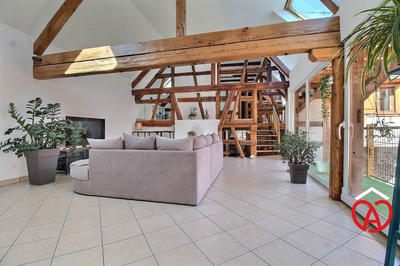 Maison - 181 m² - 8 pièces