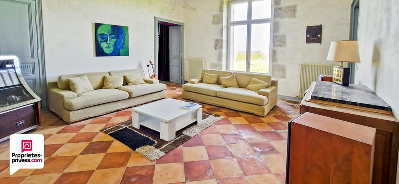 Maison - 520 m² - 17 pièces