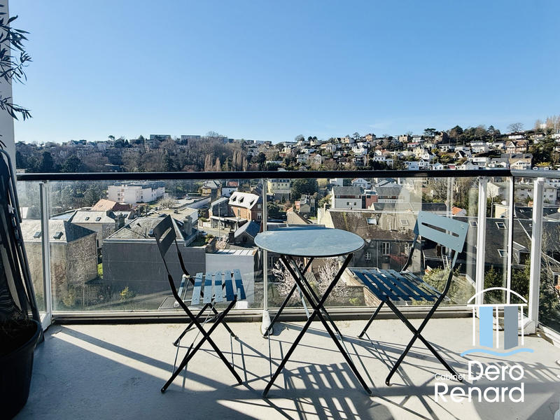 Appartement - 80 m² - 4 pièces