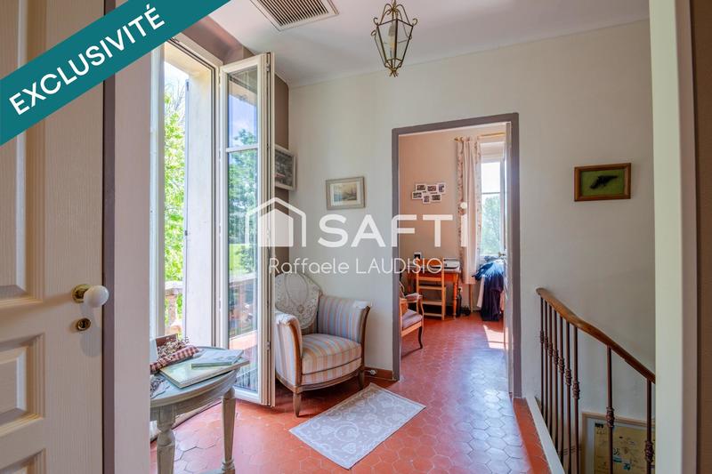 Maison de maîtres - 230 m² - 6 pièces