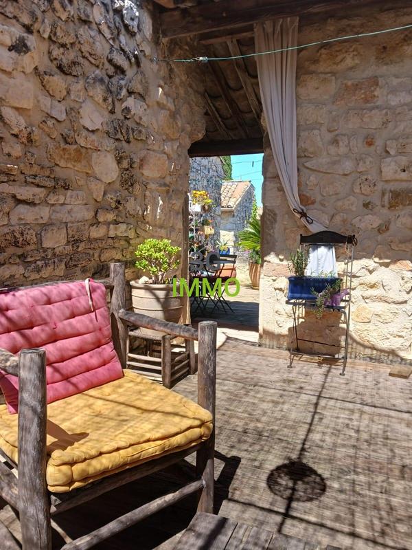 Maison de village - 80 m² - 4 pièces