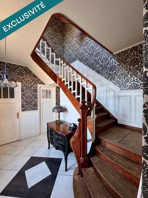 Maison de maîtres - 150 m² - 10 pièces