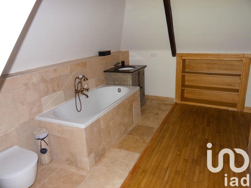 Maison - 180 m² - 5 pièces