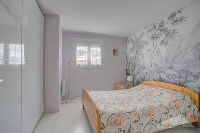 Maison - 102 m² - 4 pièces