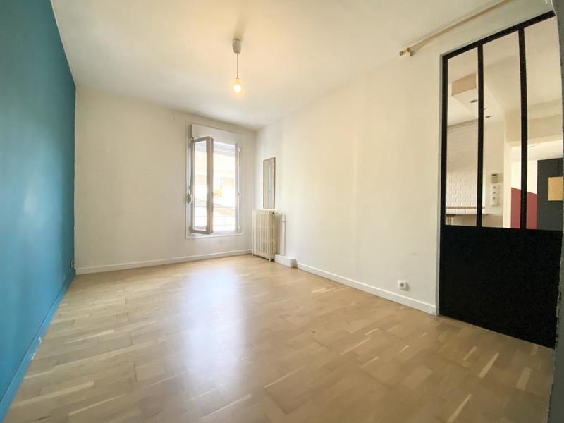 Appartement - 77 m² - 3 pièces