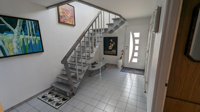 Maison - 166 m² - 7 pièces