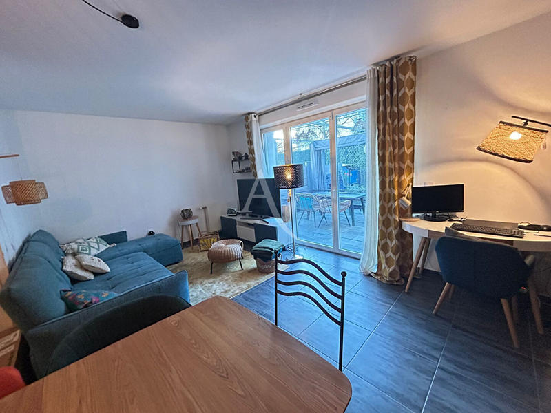 Maison - 80 m² - 5 pièces