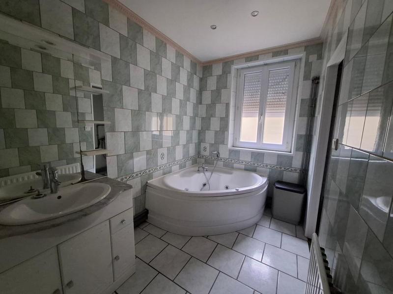 Maison - 103 m² - 4 pièces