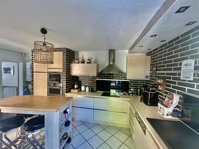 Maison - 105 m² - 4 pièces