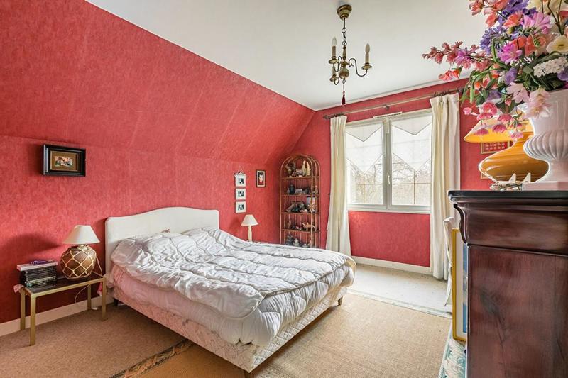 Maison - 216 m² - 6 pièces