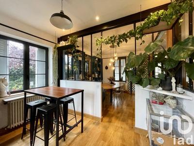 Maison - 137 m² - 6 pièces