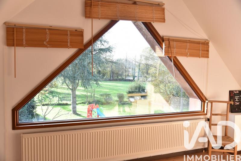 Maison - 277 m² - 9 pièces