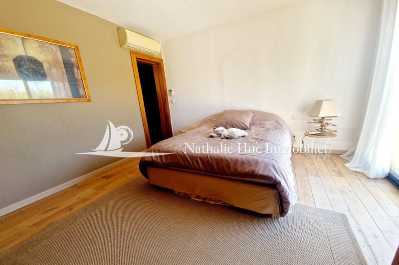 Villa - 205 m² - 5 pièces