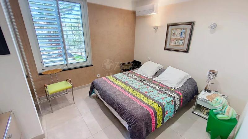 Maison - 158 m² - 7 pièces