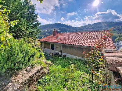 Maison ancienne - 132 m² - 7 pièces