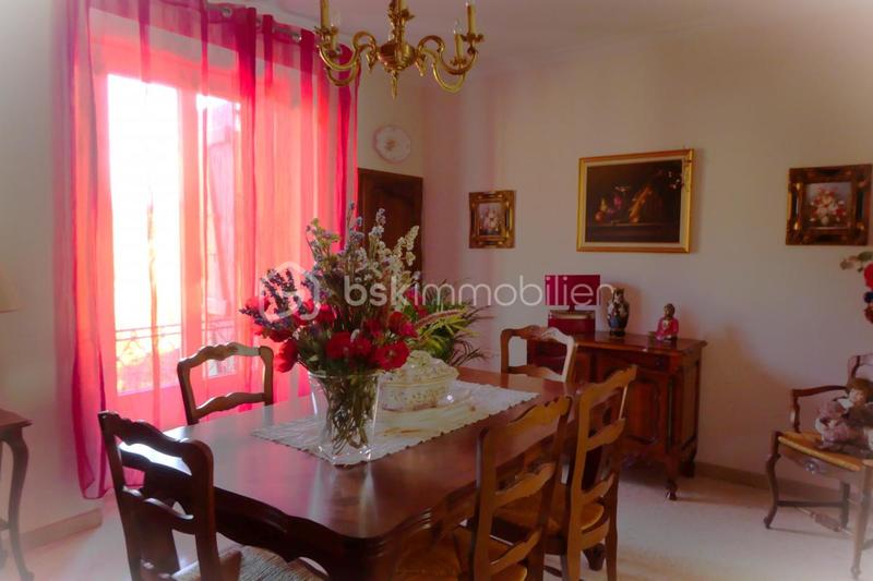 Maison traditionnelle - 119 m² - 6 pièces