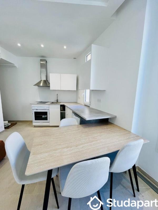 Chambre - 29 m² - 1 pièce