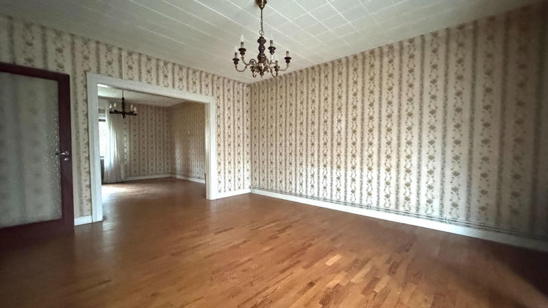 Maison - 177 m² - 7 pièces