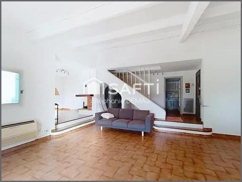 Maison - 206 m² - 6 pièces