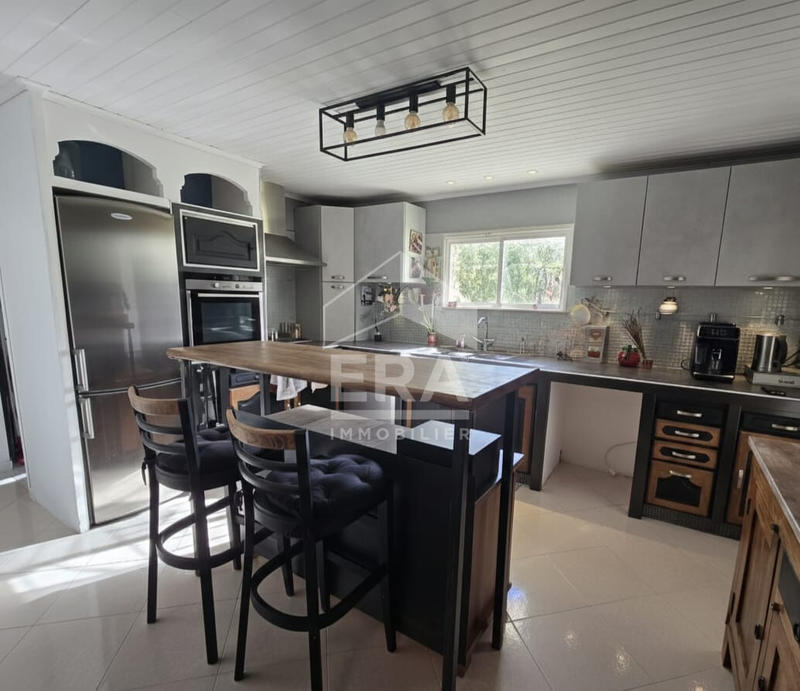 Maison - 158 m² - 6 pièces