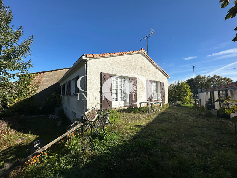 Maison - 100 m² - 5 pièces