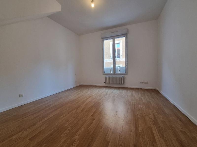 Maison - 104 m² - 5 pièces