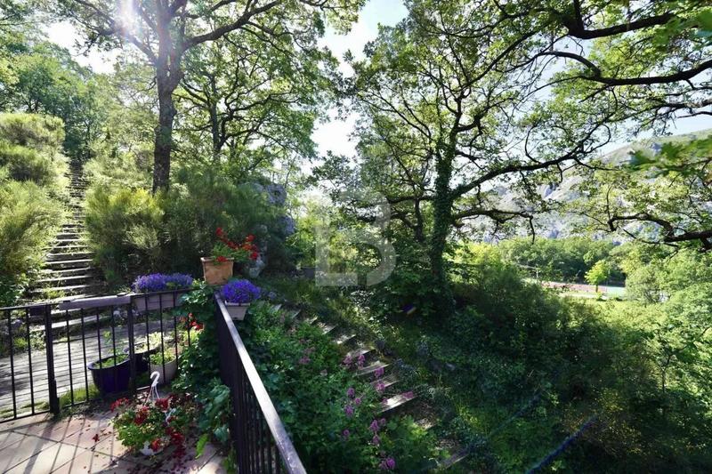 Gîte - 255 m² - 11 pièces